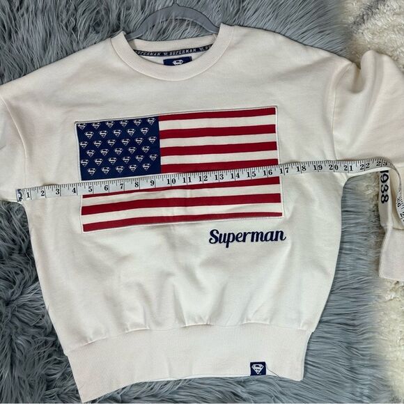 DC Comics White Superman Flag Sweater - Picture 8 of 9